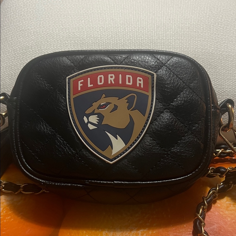 Florida Panthers Quilted Black Crossbody Bag Stadium approved Cuce